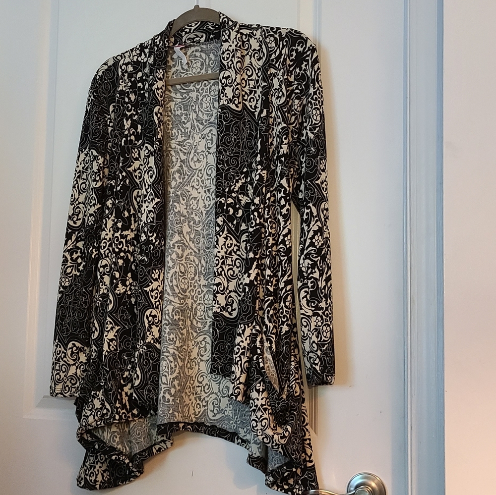 Long black &cream cardigan - Picture 2 of 3